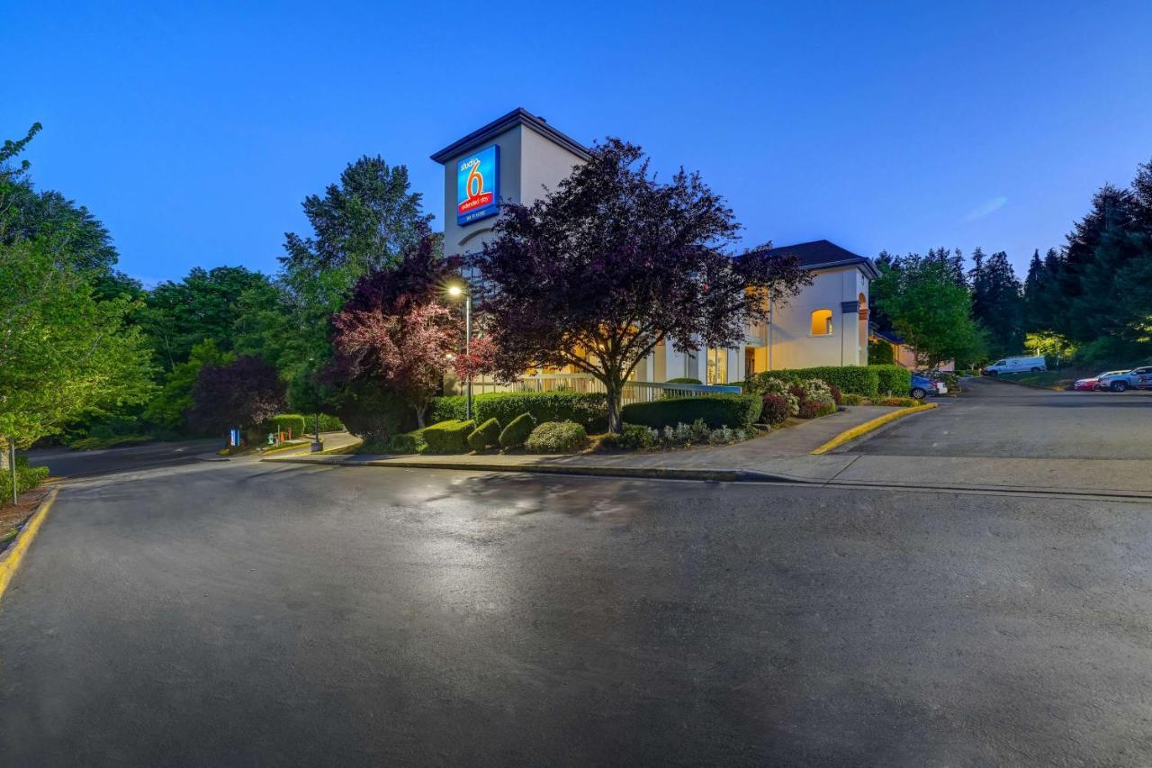 西雅图6号公寓酒店 - 芒特莱克泰勒斯 Mountlake Terrace 外观 照片